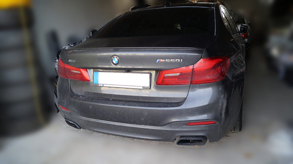 BMW M550i xDrive